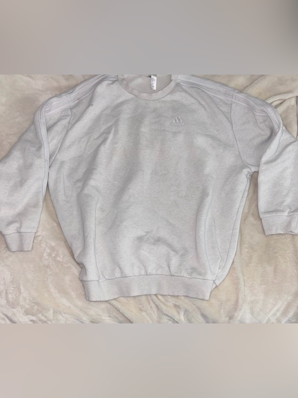 Women’s adidas sweatshirt - Picture 2 of 7